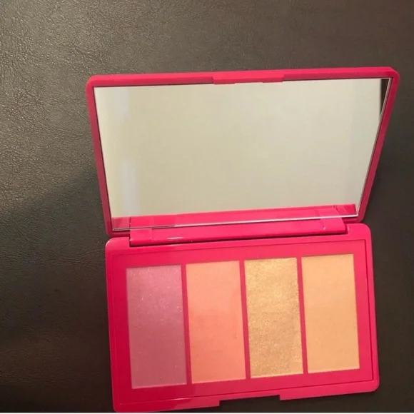 Lancôme Pink and Gold Makeup Palette New - Picture 2 of 9